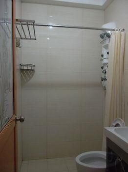 Tancor 3 Residential Suites Cebu Exteriör bild